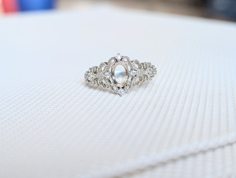 Elegant Lace Ring size 8