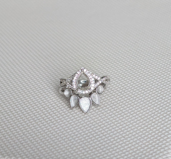 Brilliant Teardrop Ring and Avery Band