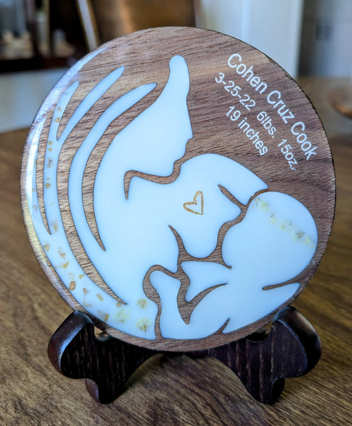 Breastfeeding Mother Wood Plaque (circle design)