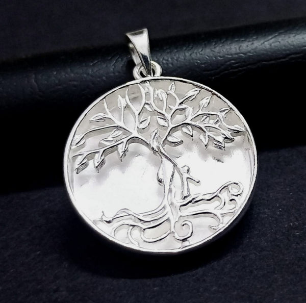 Mothers Love and Her Child Pendant